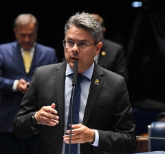 Senadores pedirão impeachment dos ministros Dias Toffoli e Alexandre Moraes